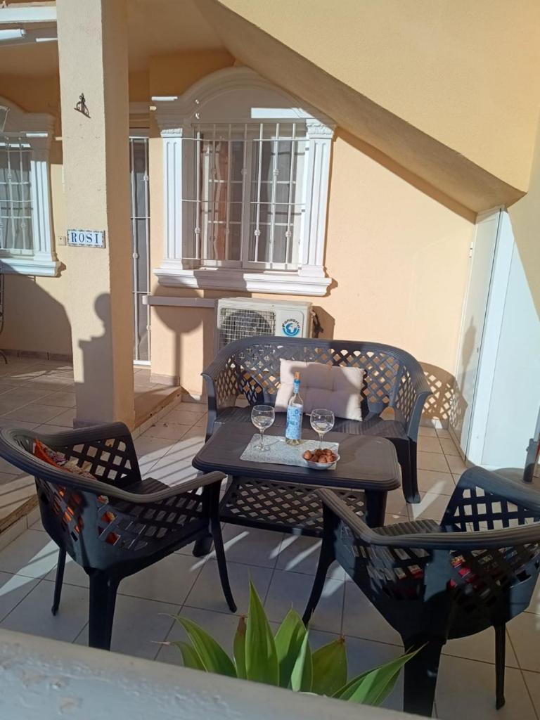 Gran Alicante Bungalow In Beach Resort Puerto Marino المظهر الخارجي الصورة