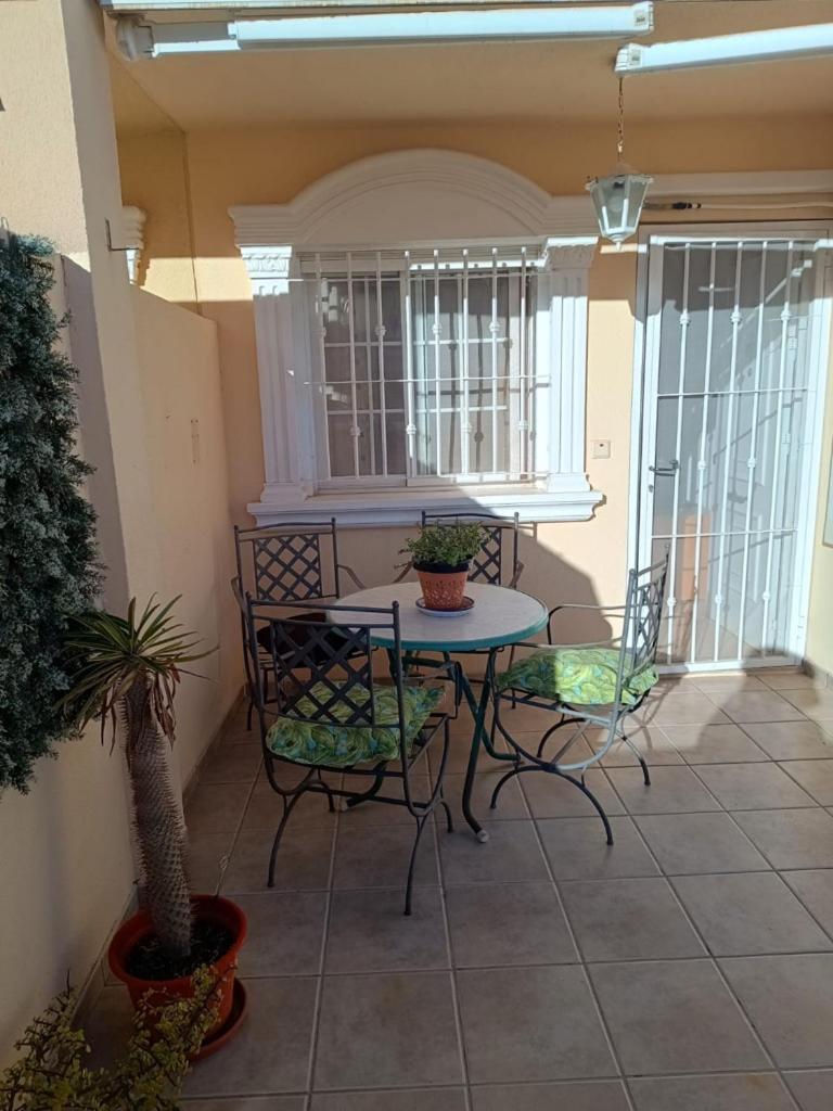 Gran Alicante Bungalow In Beach Resort Puerto Marino المظهر الخارجي الصورة